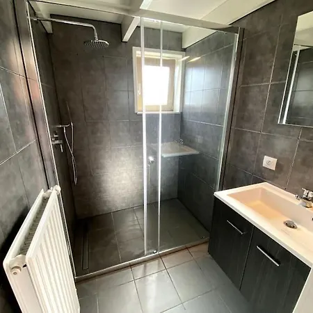 Dg7 - Gezellig Huisje Voor 6 Personen Met Tuin, Parking En 3 Fietsen Tatil Evi